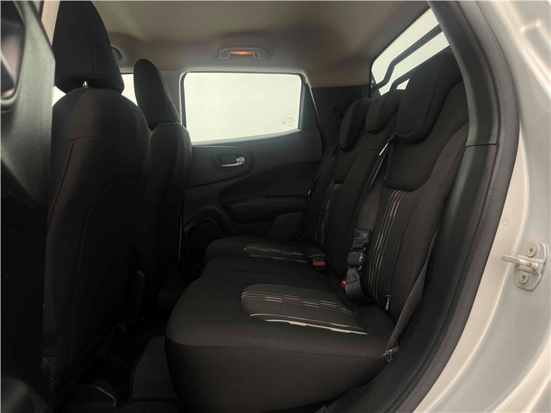 Foto do veículo FIAT TORO 2.0 16V TURBO DIESEL FREEDOM 4WD MANUAL 2017 82.577 KM 84.900,00