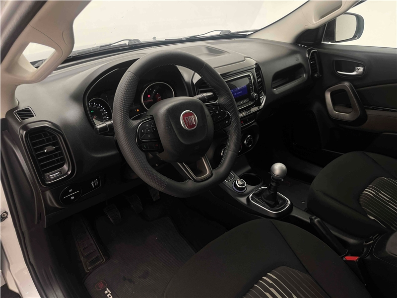 Foto do veículo FIAT TORO 2.0 16V TURBO DIESEL FREEDOM 4WD MANUAL 2017 82.577 KM 84.900,00