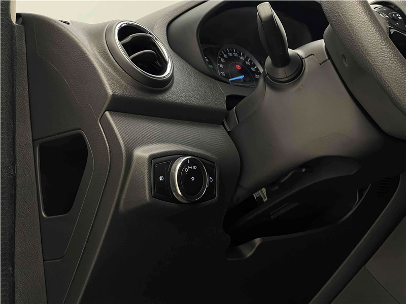 Foto do veículo FORD KA 1.5 TI-VCT FLEX TITANIUM AUTOMÁTICO 2019 47.960 KM 63.900,00