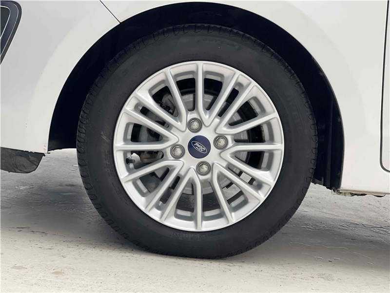 Foto do veículo FORD KA 1.5 TI-VCT FLEX TITANIUM AUTOMÁTICO 2019 47.960 KM 63.900,00