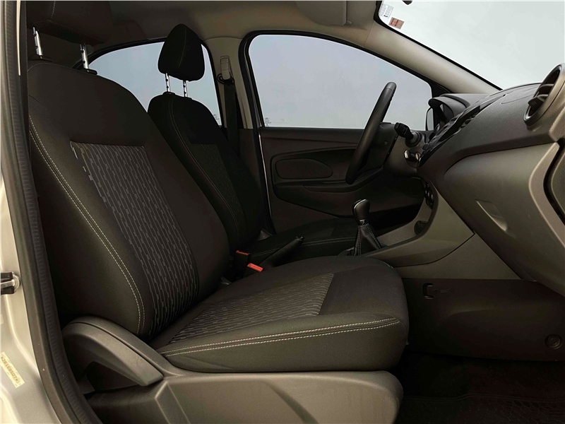 Foto do veículo FORD KA SEDAN 1.5 SE 16V FLEX 4P MANUAL 2018 65.820 KM 49.900,00
