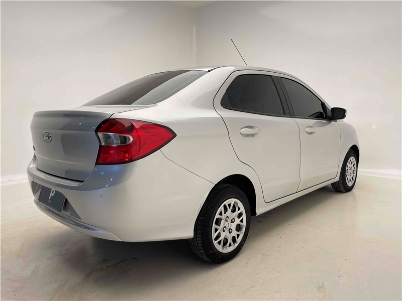 Foto do veículo FORD KA SEDAN 1.5 SE 16V FLEX 4P MANUAL 2018 65.820 KM 49.900,00