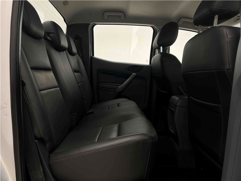 Foto do veículo FORD RANGER 2.2 XLS 4X2 CD 16V DIESEL 4P MANUAL 2018 68.168 KM 129.900,00