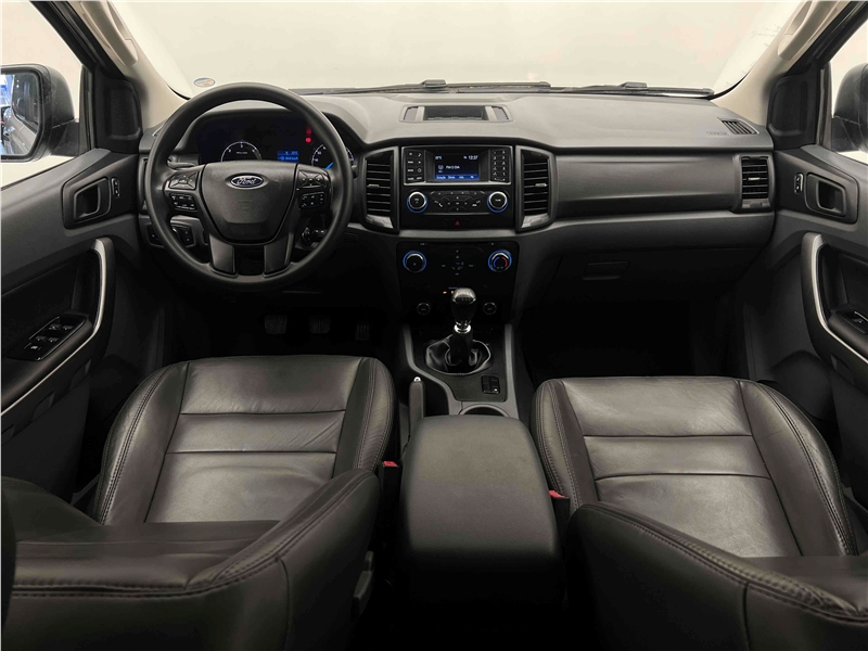 Foto do veículo FORD RANGER 2.2 XLS 4X2 CD 16V DIESEL 4P MANUAL 2018 68.168 KM 129.900,00