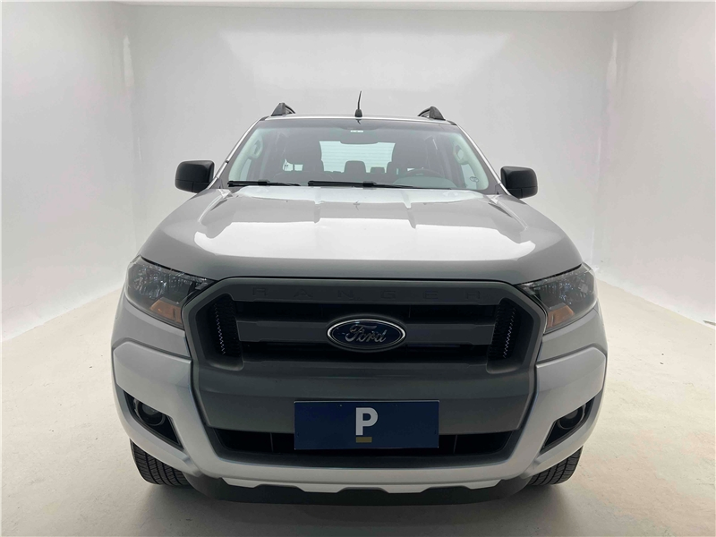 Foto do veículo FORD RANGER 2.2 XLS 4X2 CD 16V DIESEL 4P MANUAL 2018 68.168 KM 129.900,00