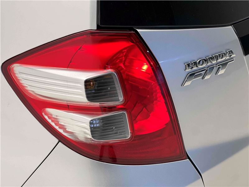Foto do veículo HONDA FIT 1.5 EX 16V FLEX 4P AUTOMÁTICO 2011 48.983 KM 59.900,00