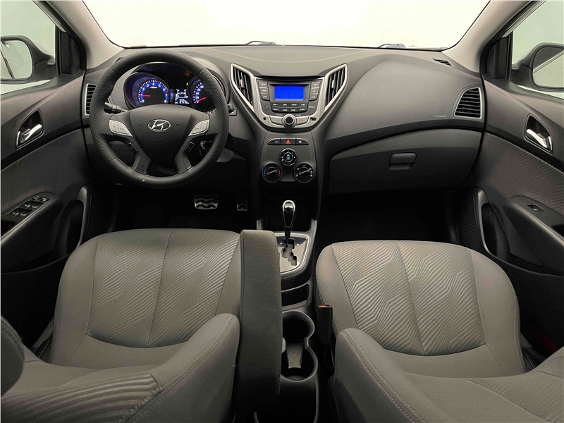 Foto do veículo HYUNDAI HB20X 1.6 16V PREMIUM FLEX 4P AUTOMÁTICO 2014 87.478 KM 51.900,00