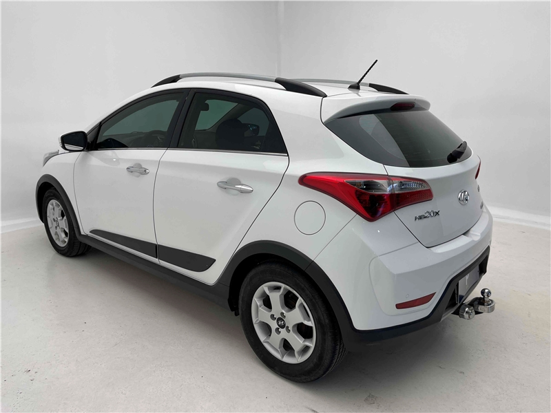 Foto do veículo HYUNDAI HB20X 1.6 16V PREMIUM FLEX 4P AUTOMÁTICO 2014 87.478 KM 51.900,00