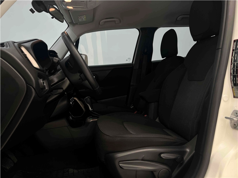 Foto do veículo JEEP RENEGADE 1.8 16V FLEX SPORT 4P AUTOMÁTICO 2017 41.375 KM 74.900,00