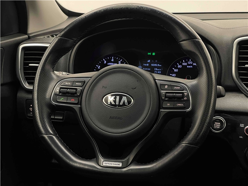 Foto do veículo KIA SPORTAGE 2.0 EX 4X2 16V FLEX 4P AUTOMÁTICO 2017 46.258 KM 119.900,00