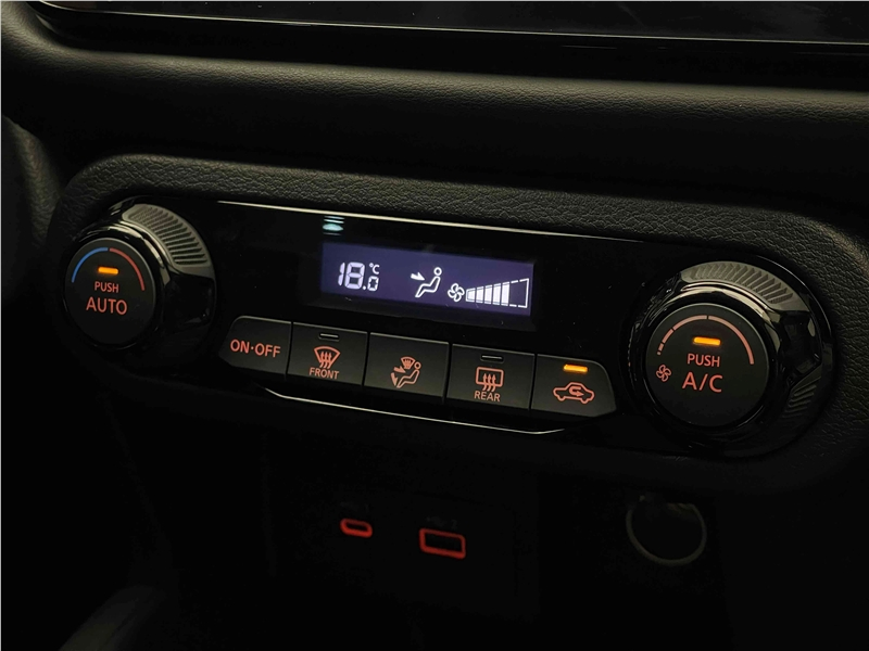 Foto do veículo NISSAN KICKS 1.6 16V FLEXSTART EXCLUSIVE XTRONIC 2022 6.319 KM 120.900,00