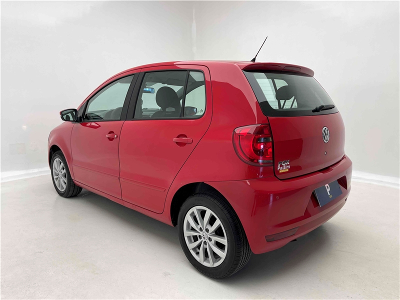 Foto do veículo VOLKSWAGEN FOX 1.0 MI 8V FLEX 4P MANUAL 2014 78.220 KM 39.900,00