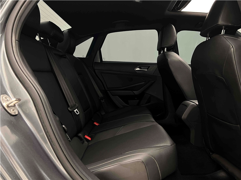 Foto do veículo VOLKSWAGEN JETTA 1.4 250 TSI TOTAL FLEX R-LINE TIPTRONIC 2019 46.834 KM 117.900,00