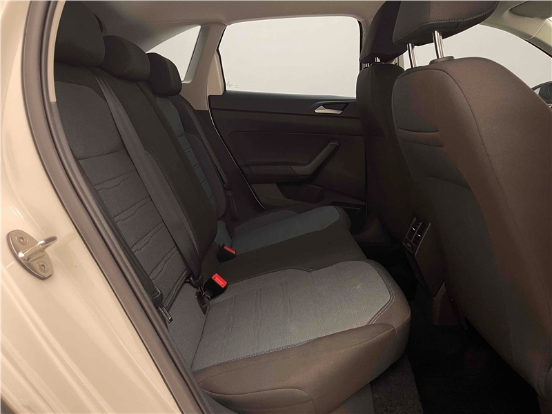 Foto do veículo VOLKSWAGEN NIVUS 1.0 200 TSI TOTAL FLEX COMFORTLINE AUTOMÁTICO 2022 27.006 KM 111.900,00