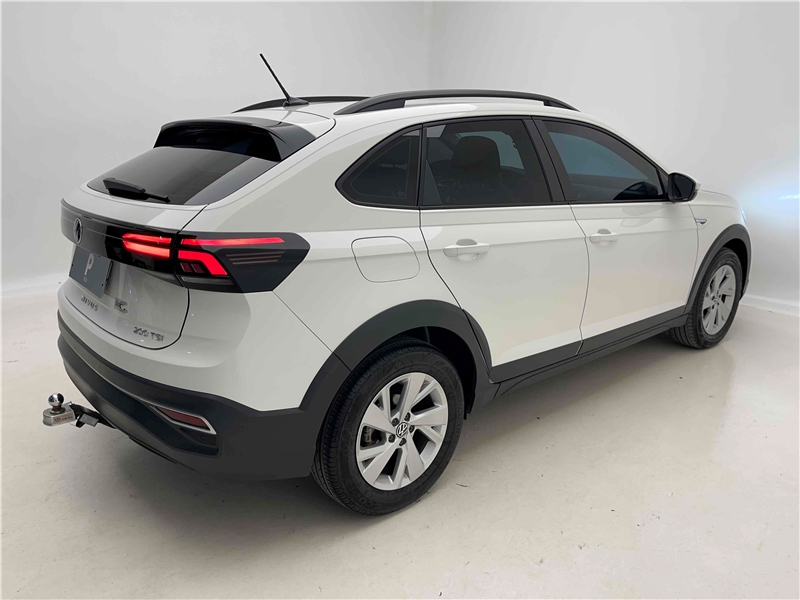 Foto do veículo VOLKSWAGEN NIVUS 1.0 200 TSI TOTAL FLEX COMFORTLINE AUTOMÁTICO 2022 27.006 KM 111.900,00