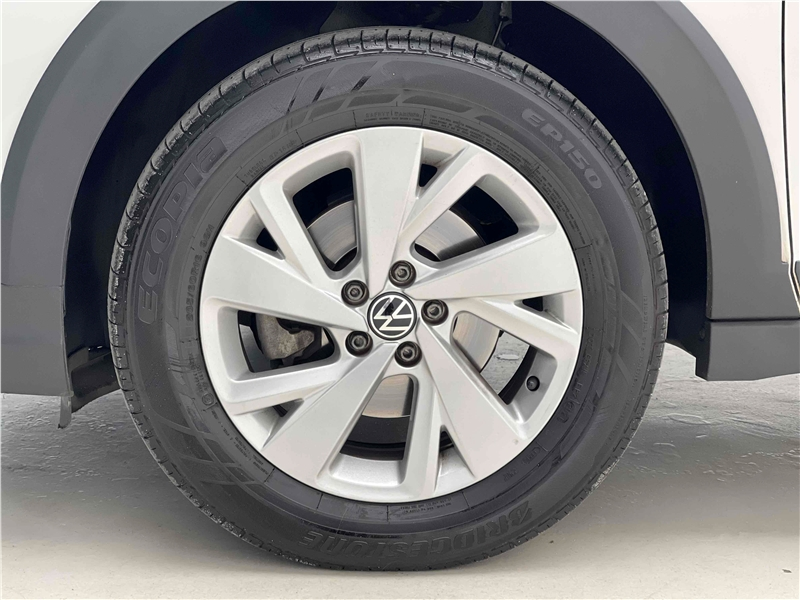 Foto do veículo VOLKSWAGEN NIVUS 1.0 200 TSI TOTAL FLEX COMFORTLINE AUTOMÁTICO 2022 27.006 KM 111.900,00