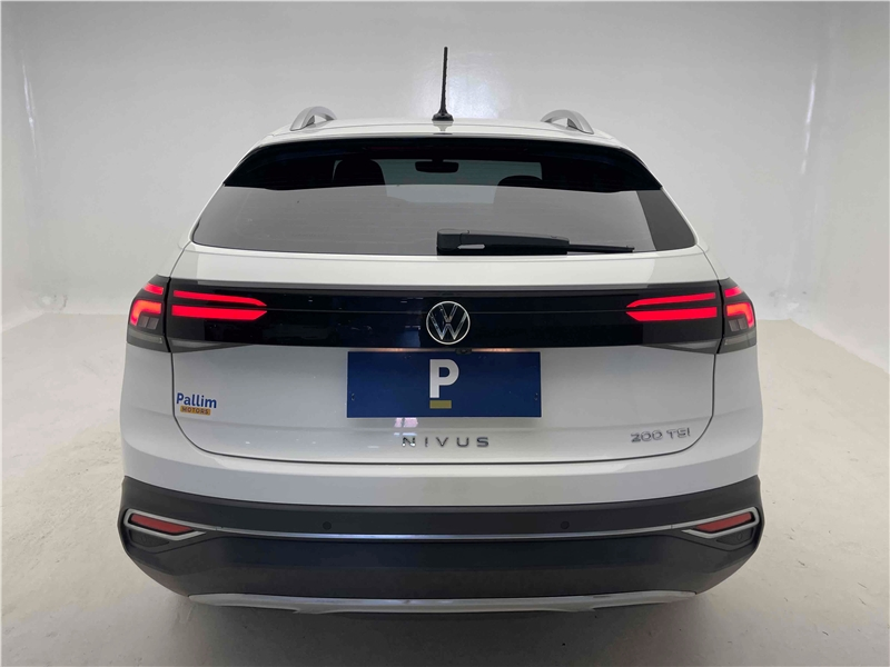 Foto do veículo VOLKSWAGEN NIVUS 1.0 200 TSI TOTAL FLEX HIGHLINE AUTOMÁTICO 2021 14.172 KM 114.900,00
