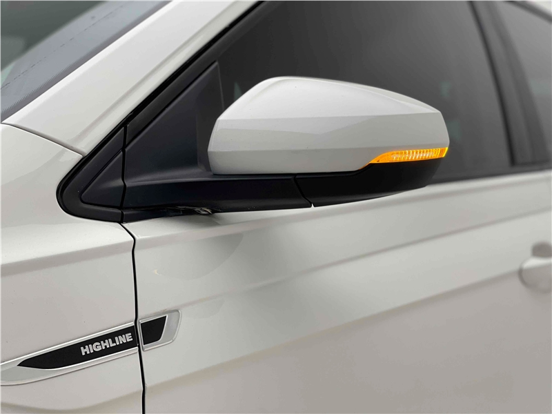 Foto do veículo VOLKSWAGEN POLO 1.0 200 TSI HIGHLINE AUTOMÁTICO 2018 38.027 KM 77.900,00