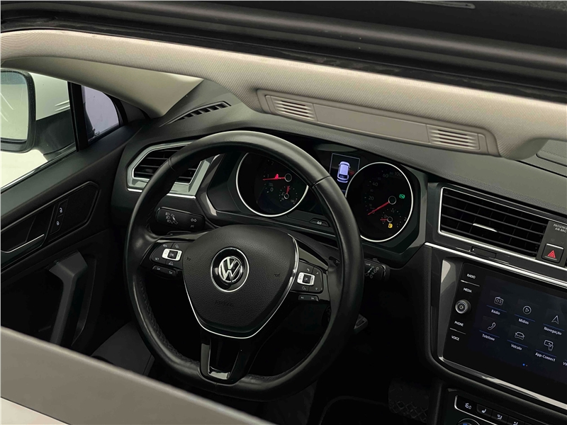 Foto do veículo VOLKSWAGEN TIGUAN 1.4 250 TSI TOTAL FLEX ALLSPACE COMFORTLINE TIPTRONIC 2018 53.878 KM 132.900,00