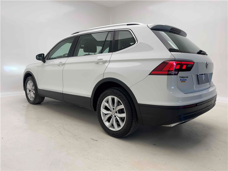 Foto do veículo VOLKSWAGEN TIGUAN 1.4 250 TSI TOTAL FLEX ALLSPACE COMFORTLINE TIPTRONIC 2018 53.878 KM 132.900,00