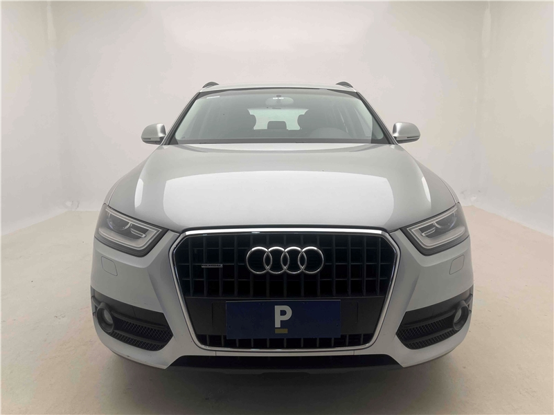 Foto do veículo AUDI Q3 2.0 TFSI ATTRACTION QUATTRO 4P GASOLINA S TRONIC 2014 52.981 KM 85.900,00
