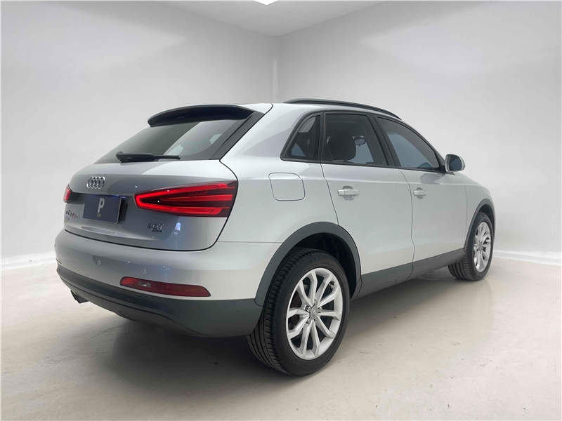 Foto do veículo AUDI Q3 2.0 TFSI ATTRACTION QUATTRO 4P GASOLINA S TRONIC 2014 52.981 KM 85.900,00