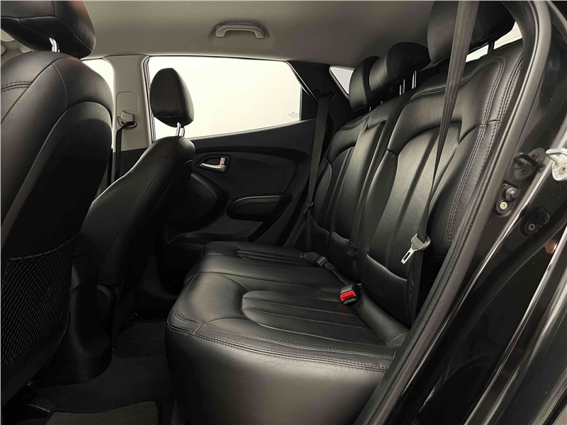 Foto do veículo HYUNDAI IX35 2.0 MPI 4X2 16V FLEX 4P AUTOMÁTICO 2013 72.680 KM 68.900,00