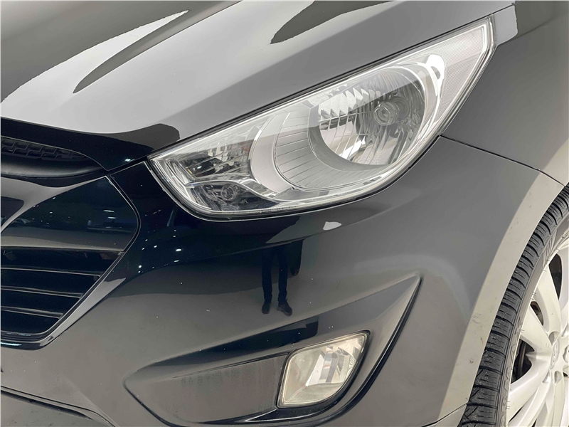 Foto do veículo HYUNDAI IX35 2.0 MPI 4X2 16V FLEX 4P AUTOMÁTICO 2013 72.680 KM 68.900,00