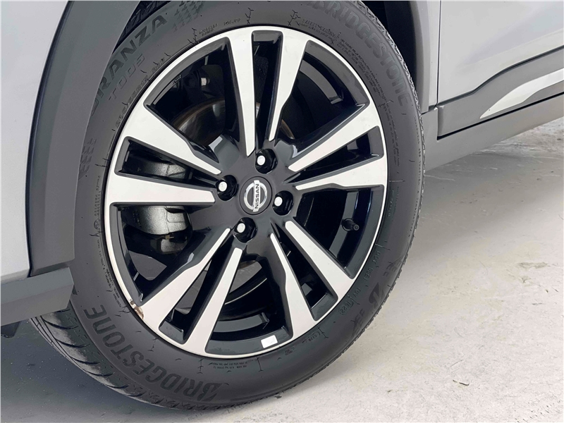 Foto do veículo NISSAN KICKS 1.6 16V FLEXSTART ADVANCE XTRONIC 2022 13.331 KM 108.900,00