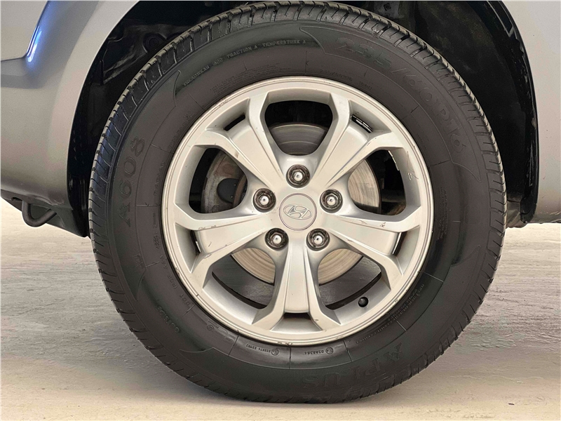 Foto do veículo HYUNDAI TUCSON 2.0 MPFI GLS 16V 143CV 2WD FLEX 4P AUTOMÁTICO 2016 86.498 KM 58.900,00