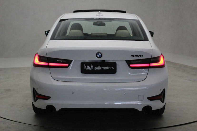 Foto do veículo BMW  330I SPORT 2019 3.110 KM 215.000,00