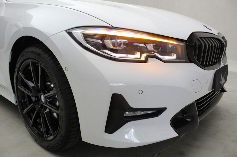 Foto do veículo BMW  330I SPORT 2019 3.110 KM 215.000,00