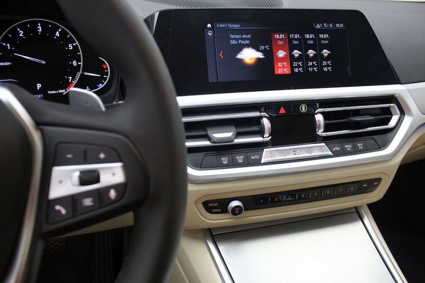 Foto do veículo BMW  330I SPORT 2019 3.110 KM 215.000,00