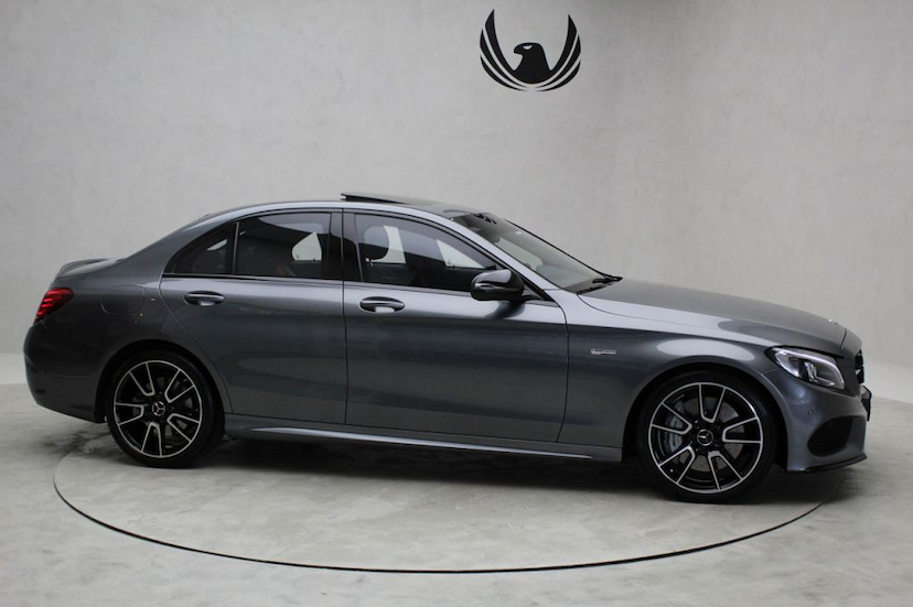 Foto do veículo MERCEDES-BENZ  C43 AMG 2018 21.500 KM 339.000,00