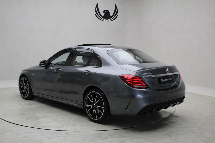 Foto do veículo MERCEDES-BENZ  C43 AMG 2018 21.500 KM 339.000,00