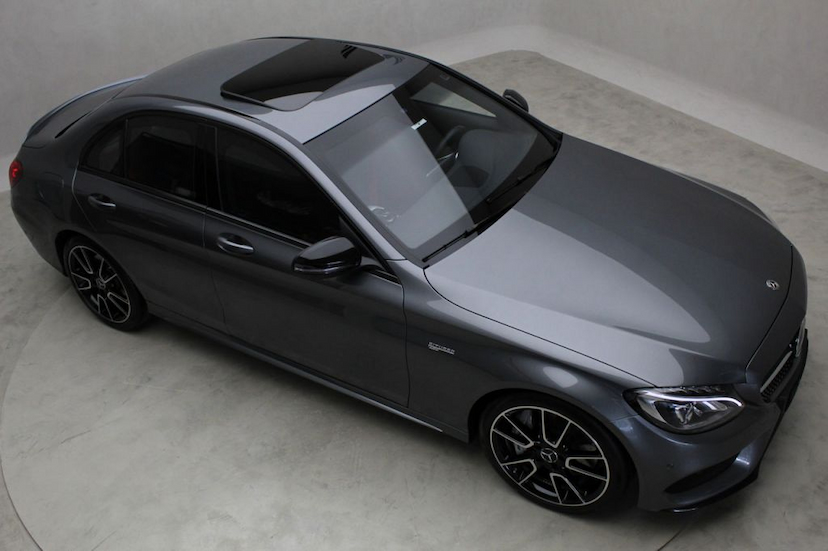 Foto do veículo MERCEDES-BENZ  C43 AMG 2018 21.500 KM 339.000,00