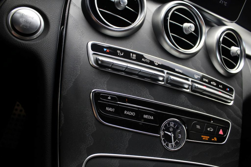 Foto do veículo MERCEDES-BENZ  C43 AMG 2018 21.500 KM 339.000,00
