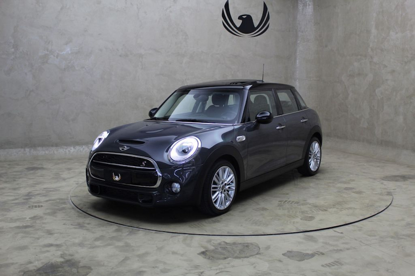 Foto do veículo MINI  COOPER S EXCLUSIVE 4P 2017 39.670 KM 89.900,00