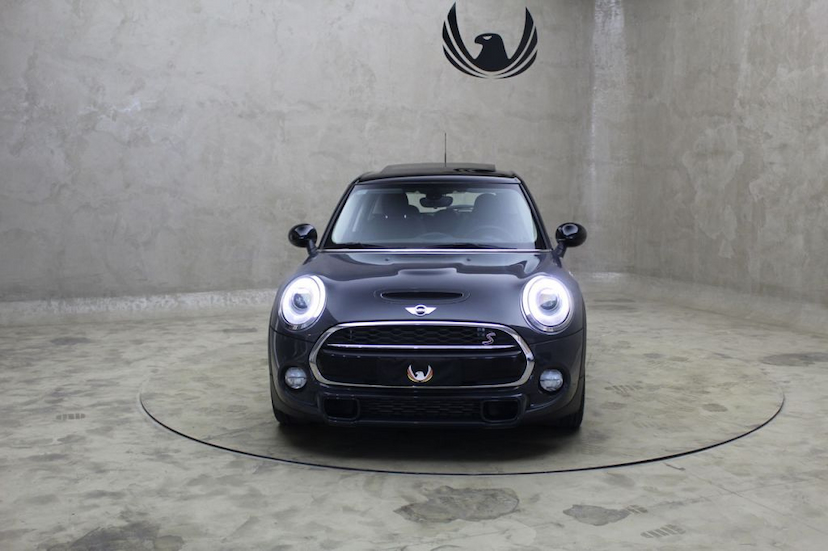 Foto do veículo MINI  COOPER S EXCLUSIVE 4P 2017 39.670 KM 89.900,00