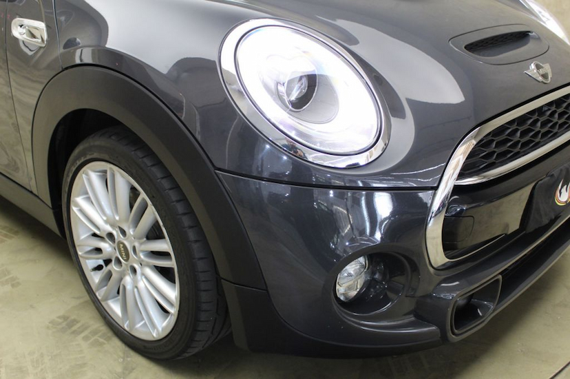Foto do veículo MINI  COOPER S EXCLUSIVE 4P 2017 39.670 KM 89.900,00