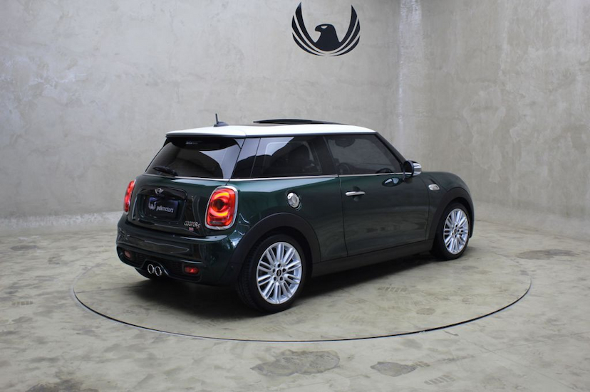 Foto do veículo MINI  COOPER S TOP 2P 2017 21.227 KM 110.000,00