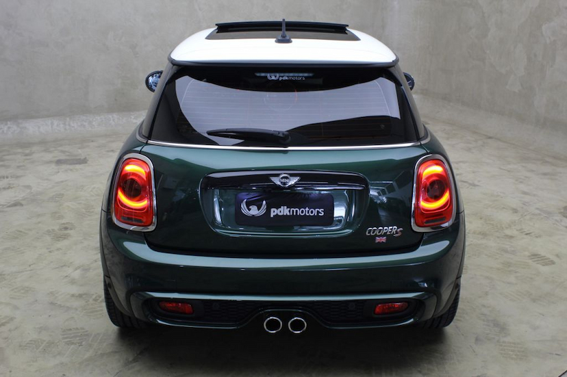Foto do veículo MINI  COOPER S TOP 2P 2017 21.227 KM 110.000,00