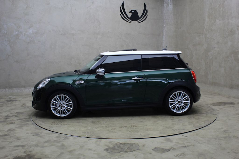 Foto do veículo MINI  COOPER S TOP 2P 2017 21.227 KM 110.000,00