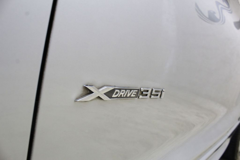 Foto do veículo BMW  X3 35I M SPORT 2014 35.130 KM 119.000,00