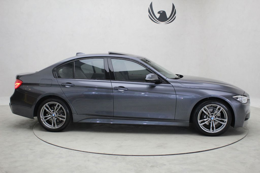 Foto do veículo BMW  320I M SPORT 2016 30.170 KM 122.000,00
