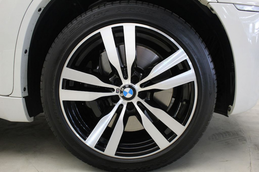 Foto do veículo BMW  X6 M 2012 47.400 KM 159.000,00