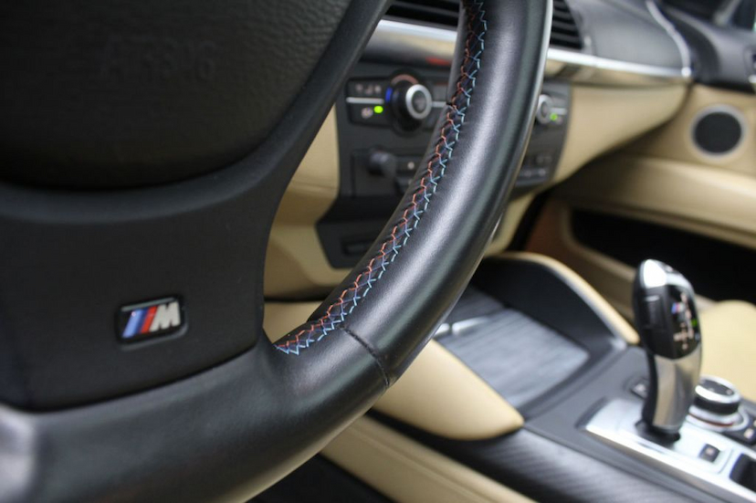 Foto do veículo BMW  X6 M 2012 47.400 KM 159.000,00