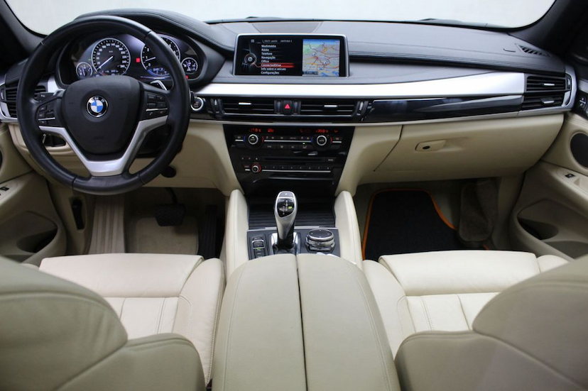 Foto do veículo BMW  X6 35I X-DRIVE 2016 31.950 KM 219.900,00