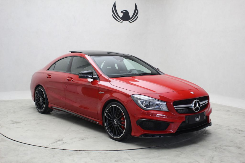 Foto do veículo MERCEDES-BENZ  CLA 45 AMG 2015 22.936 KM 188.000,00