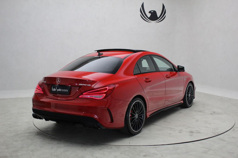 Foto do veículo MERCEDES-BENZ  CLA 45 AMG 2015 22.936 KM 188.000,00
